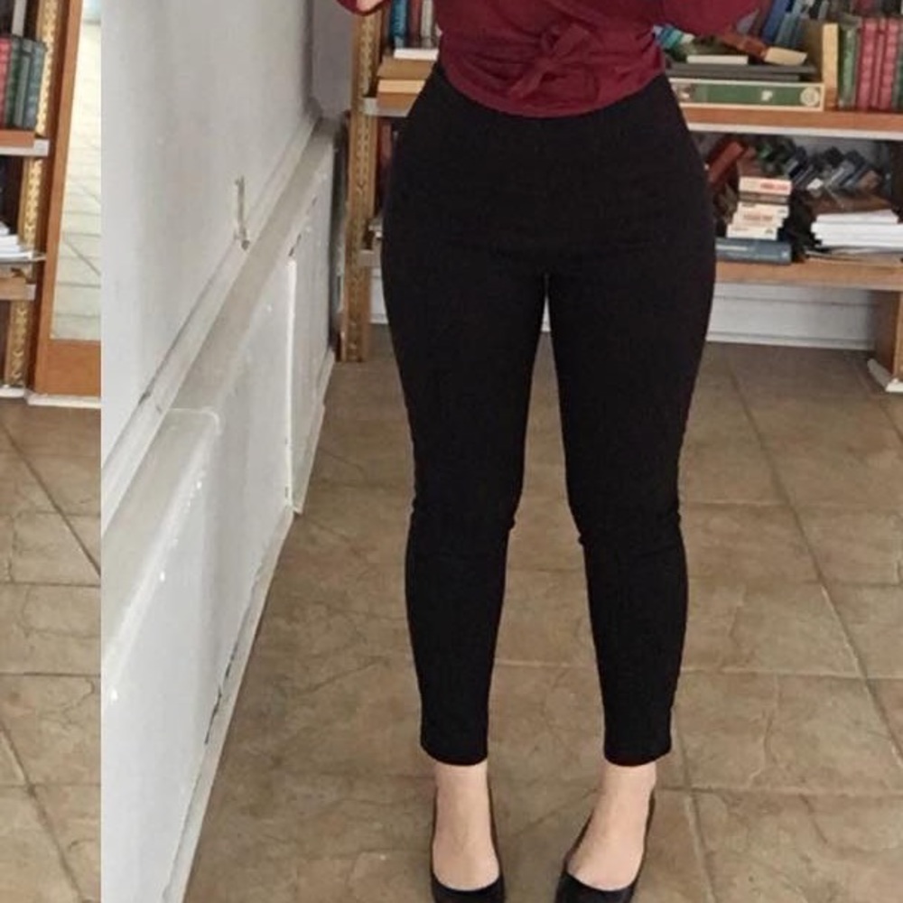 Lady k loves black Capri cigarette pants trousers